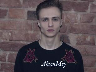 AhtonMey Cam 5