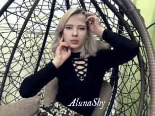 AlunaShy