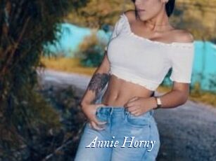 Annie_Horny