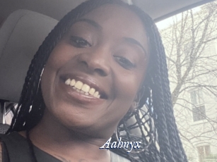Aahnyx