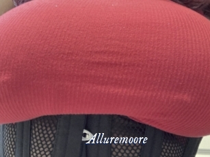 Alluremoore