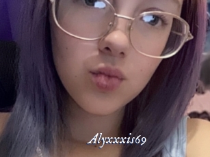 Alyxxxis69