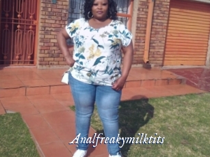 Analfreakymilktits