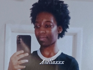 Aneliaxxx