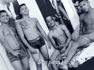 Boys_party_hot