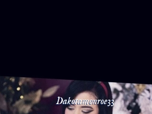 Dakotamonroe33