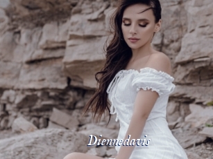 Diennedavis