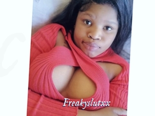 Freakyslutxx
