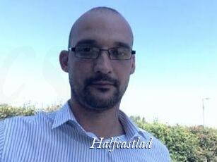 Halfcastlad Cam 5