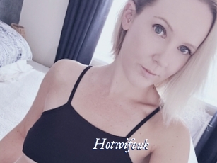 hotwifeuk Cam 5
