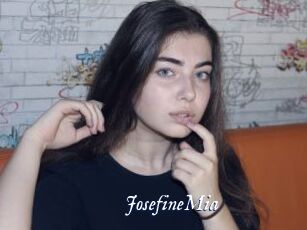 JosefineMia