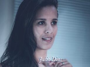 Julia_Dias