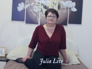 Julia_Live
