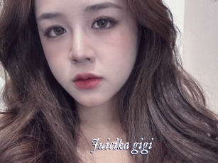 Juicika_gigi