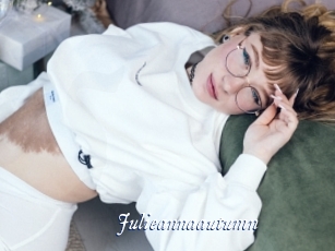Julieannaautumn