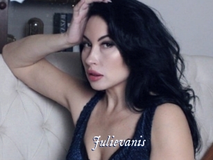 Julievanis