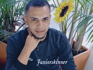 Juniorskinner