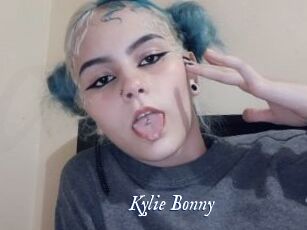 Kylie_Bonny