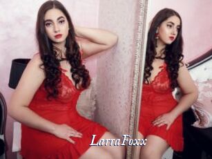 LarraFoxx