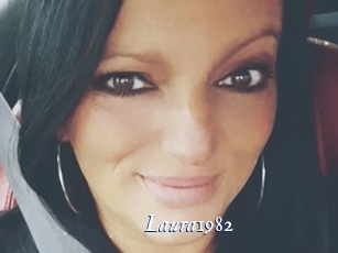 Laura1982