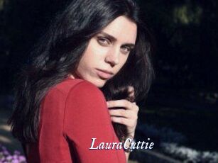 Laura_Cuttie