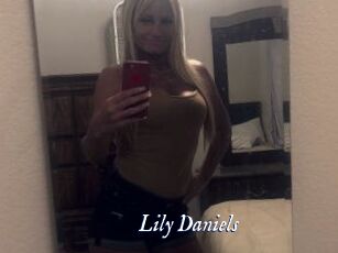 Lily_Daniels