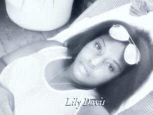 Lily_Davis