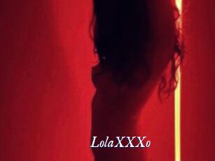 LolaXXXo