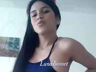 LunaBonnet