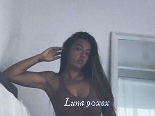 Luna_90xox