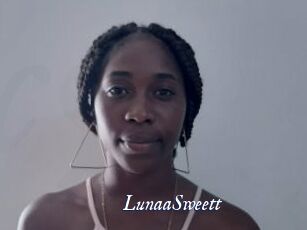LunaaSweett