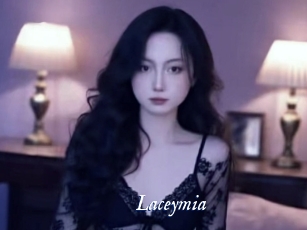 laceymia Cam 5