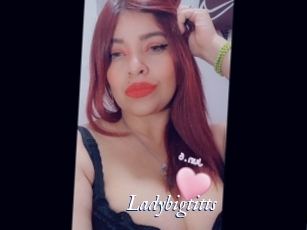 ladybigtitts Cam 5