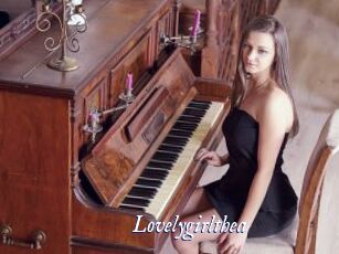 Lovelygirlthea