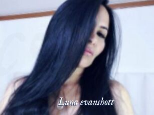 Luna_evanshott