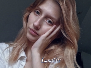 Lunakiss
