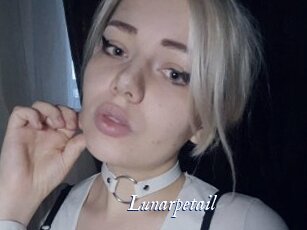 Lunarpetail