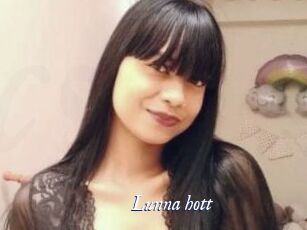 Lunna_hott
