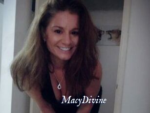 Macy_Divine