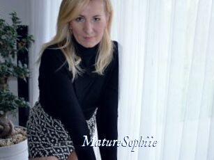 MatureSophiie