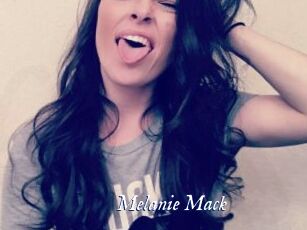 Melanie_Mack