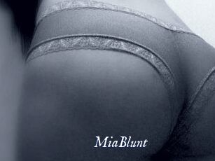 MiaBlunt