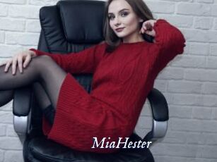 MiaHester Cam 5