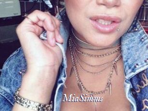 MiaSimms
