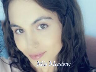 Mia_Meadows