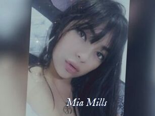 Mia_Mills