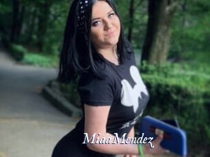 MiaaMendez