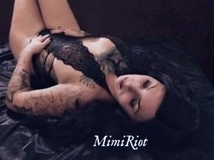 Mimi_Riot