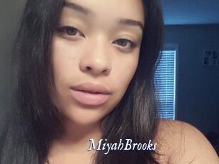 Miyah_Brooks