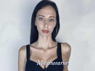 Maxineearney